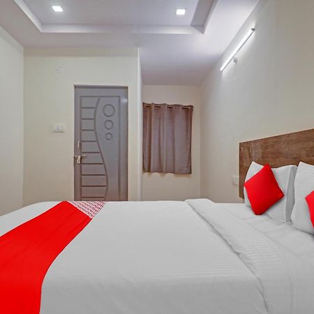 Hotel O R Square Bn Reddy Sururnagar Buitenkant foto