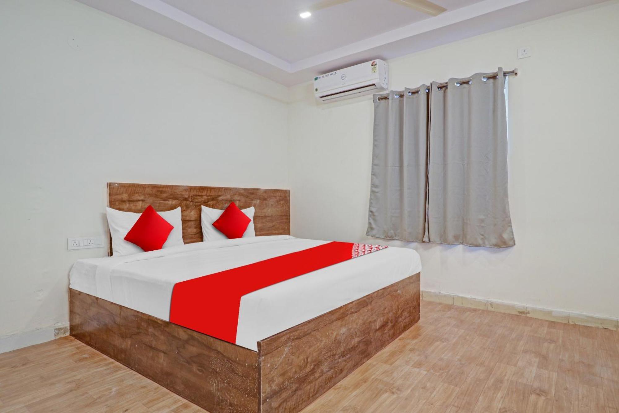 Hotel O R Square Bn Reddy Sururnagar Buitenkant foto